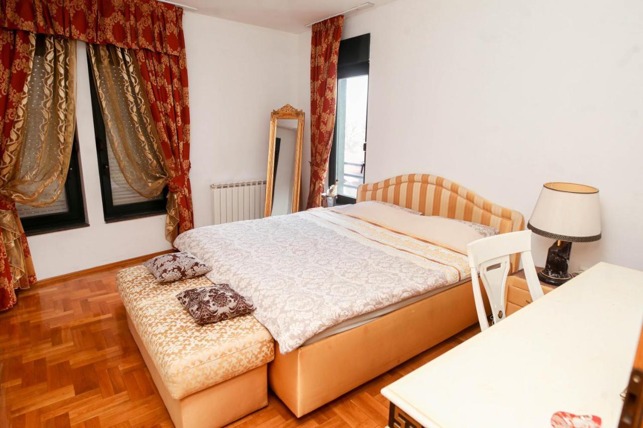 Ugodan I Luksuzan Apartman Баня-Лука Экстерьер фото